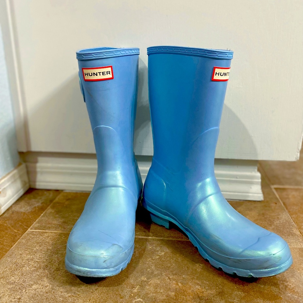 Women's Original Nebula Short Rain Boots. Blue iridescent.